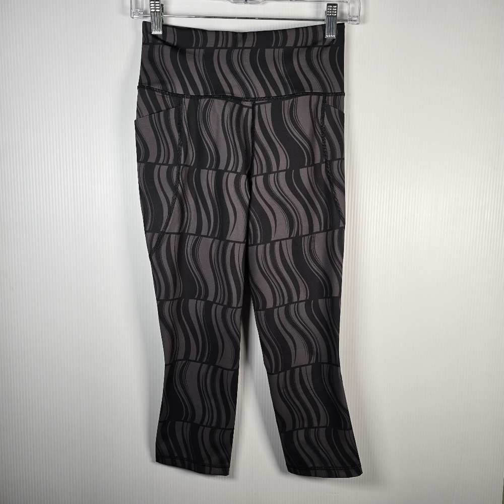 Ideology Women's Compression Geo- Print High-Rise Cropped Leggings Size XS Gr/Bl